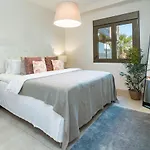 H19 - Hoyo 19 Estepona By Roomservices