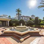 Gorgeous Beachfront Property With Stunning Sea Views & Garden