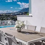 Ov5Bb- Modern Family Flat, Lovely Views
