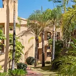 Cozy 2-Bedroom In Hacienda De Cifuentes