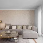 Lovely Two Bedroom Apartment With Panoramic Sea Views