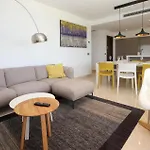 Gorgeous Apartment In Estepona With Wifi