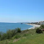 Gorgeous Apartment In Estepona With Wifi
