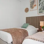 Modern 3-Bedroom Family Apartment Estepona Centre