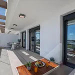 Newly Built 2 Bdrm Modern Oasis W Gym & Pool