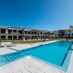 Newly Built 2 Bdrm Modern Oasis W Gym & Pool