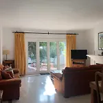 1404: 2 Bed Penthouse Apt In El Presidente