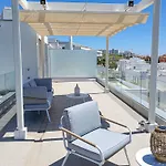 Modern Townhouse In Oceana Gardens Cancelada