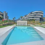Oasis 325