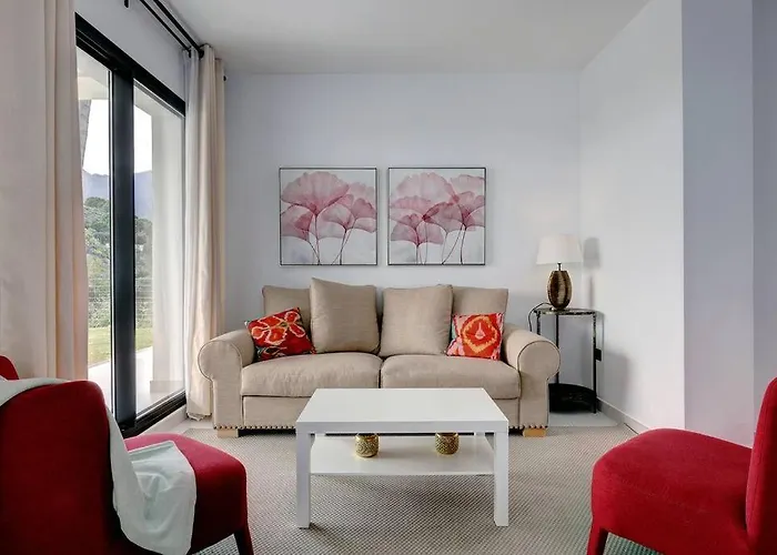 2 Bedroom Ground Floor Apartment @ Estepona Hills!