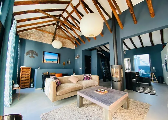 Modern Apartment In The Heart Of Estepona - 500 Meters From The Beach