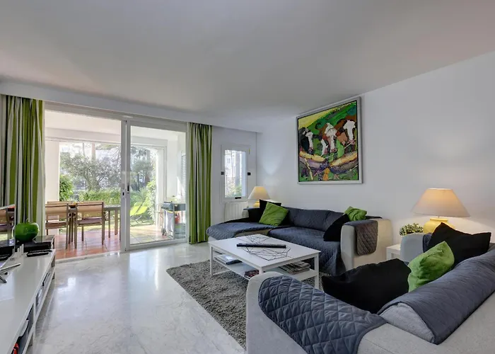 Frontline Paradise Townhouse