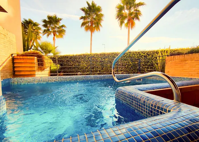 Luxury 3 Bedrooms Private Heated Pool Ehhouse