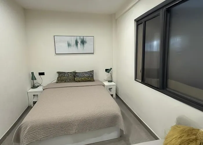 Private Room First Street Central Beach Estepona