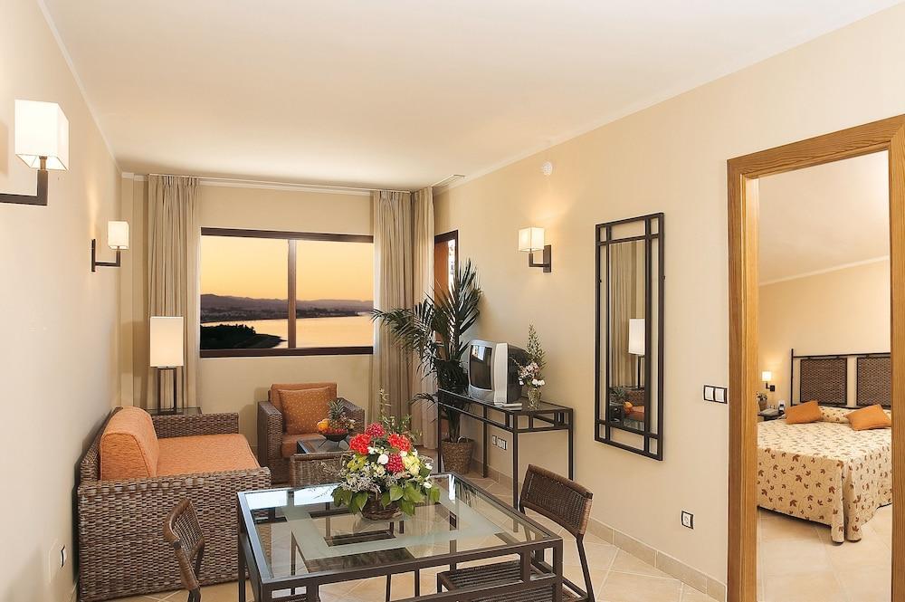 Bakour Oh Costa Del Sol Estepona