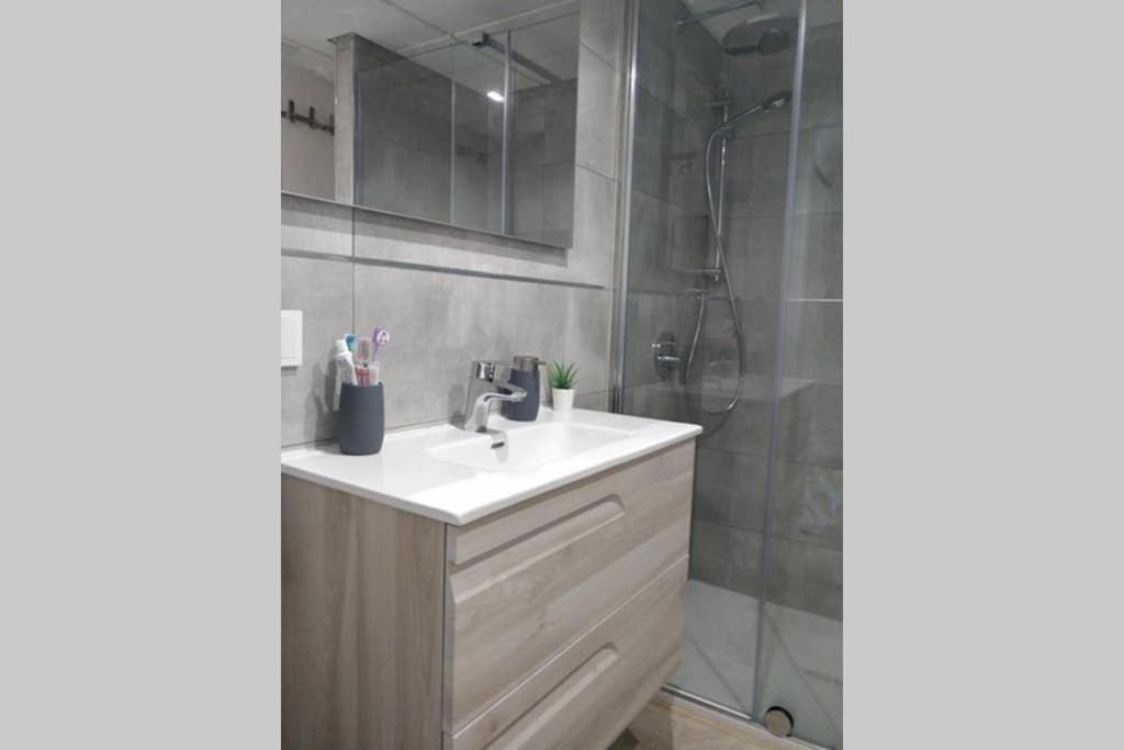El Pescadito. Con Piscina In Costa Del Sol Appartement Estepona