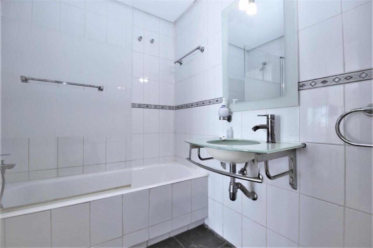 Apartment London Estepona