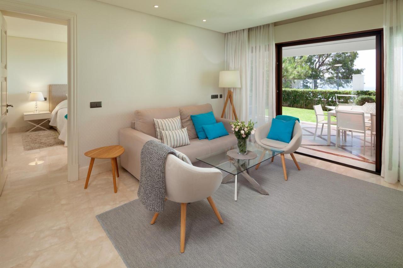 Frontline Ground Floor With Private Garden, Doncella Beach. Apartment *