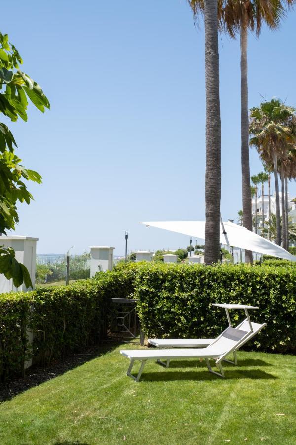Frontline Ground Floor With Private Garden, Doncella Beach. * Estepona