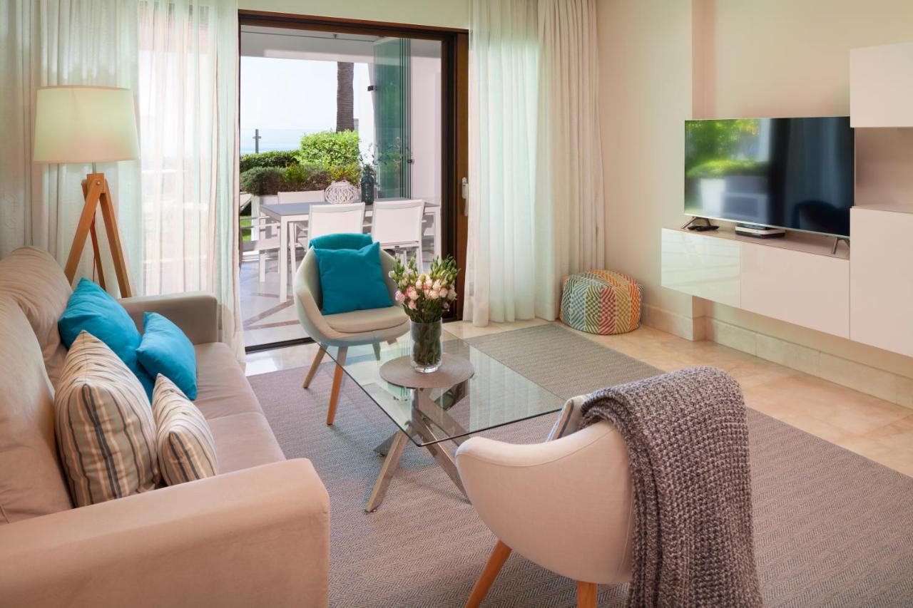 Frontline Ground Floor With Private Garden, Doncella Beach. Apartment Estepona