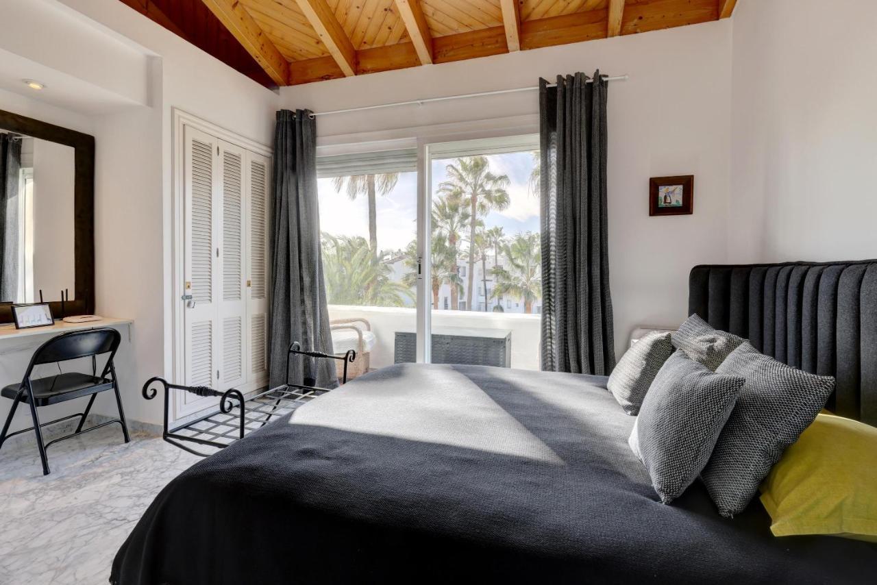 Frontline Paradise Townhouse Holiday home *