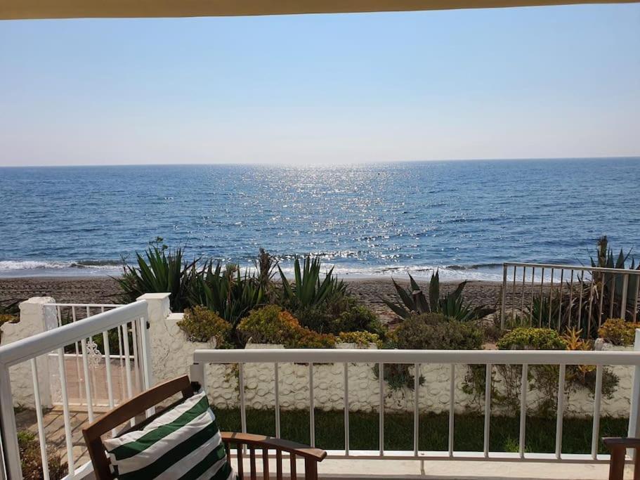 Apartment Front Mer - Sublime Moderne Et Confortable
