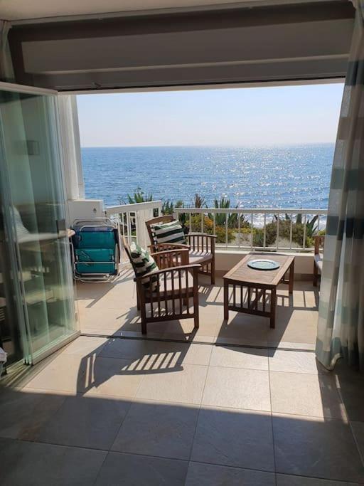 Apartment Front Mer - Sublime Moderne Et Confortable