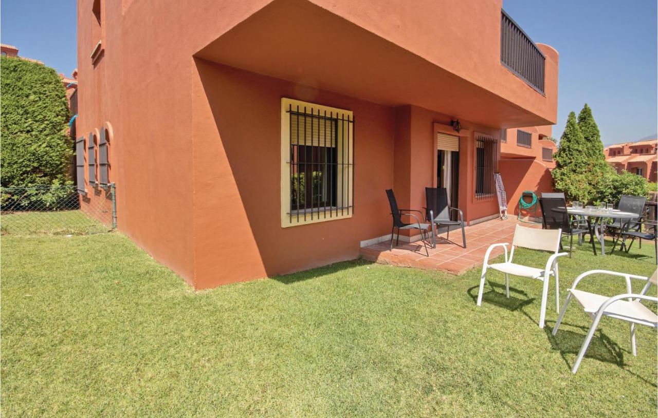 Beautiful Apartment In Estepona With 3 Bedrooms, Outdoor Swimming Pool And Swimming Pool Apartment