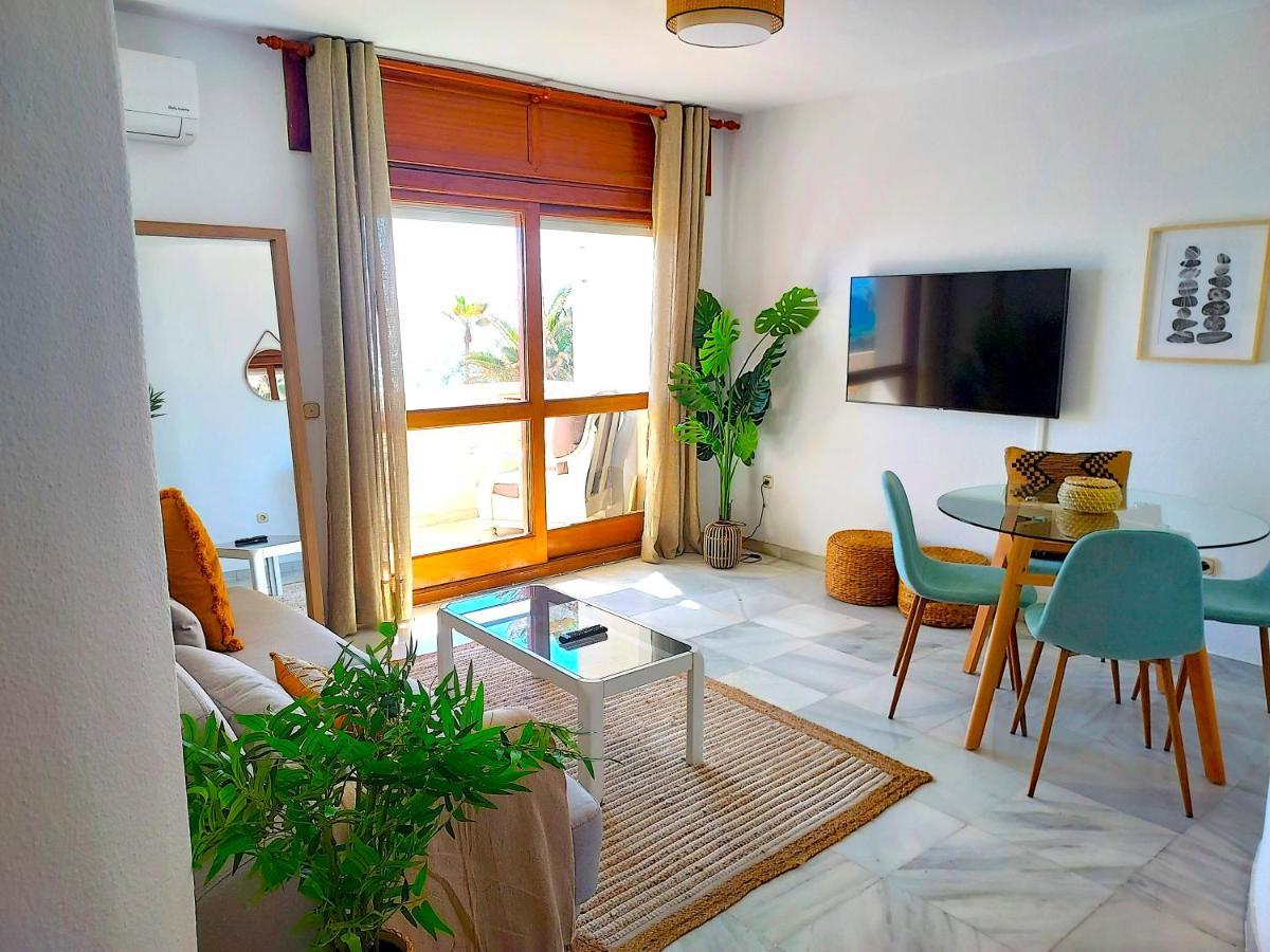 Beachfront Primera Linea De Playa En Casco Antiguo Apartamento Estepona