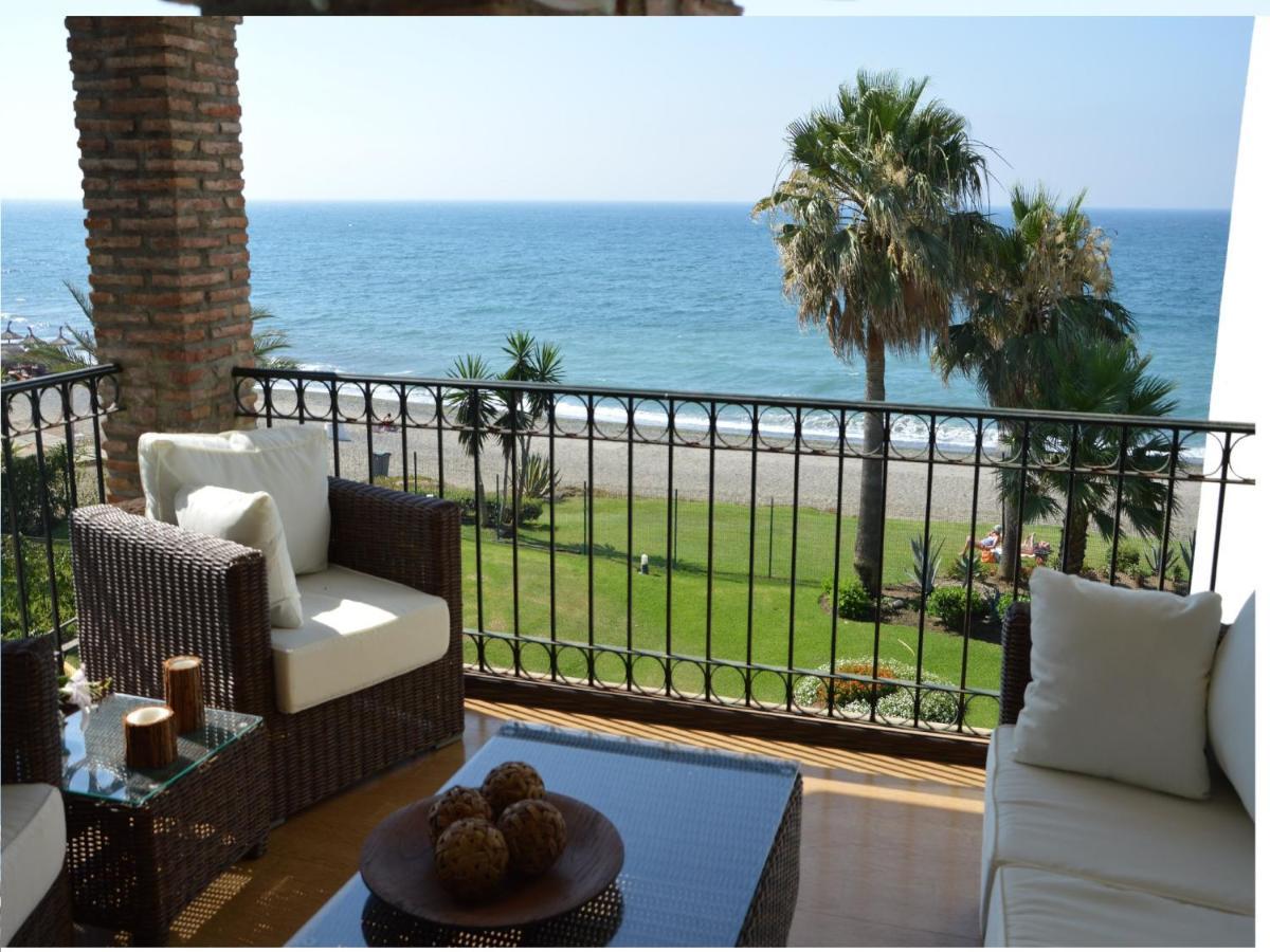 Hb - Comfortable Beachfront Holiday Apartment *