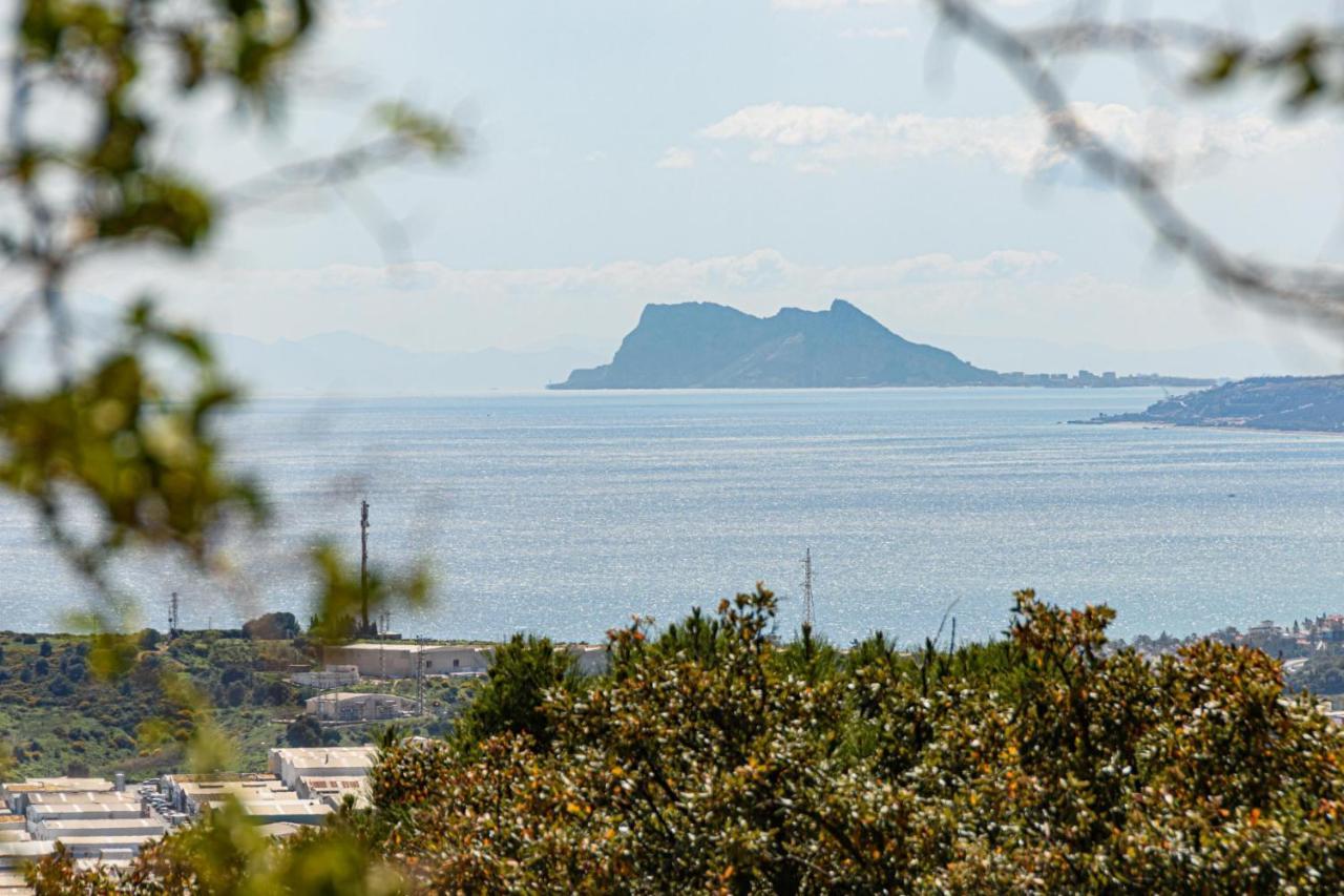 Lina * Estepona