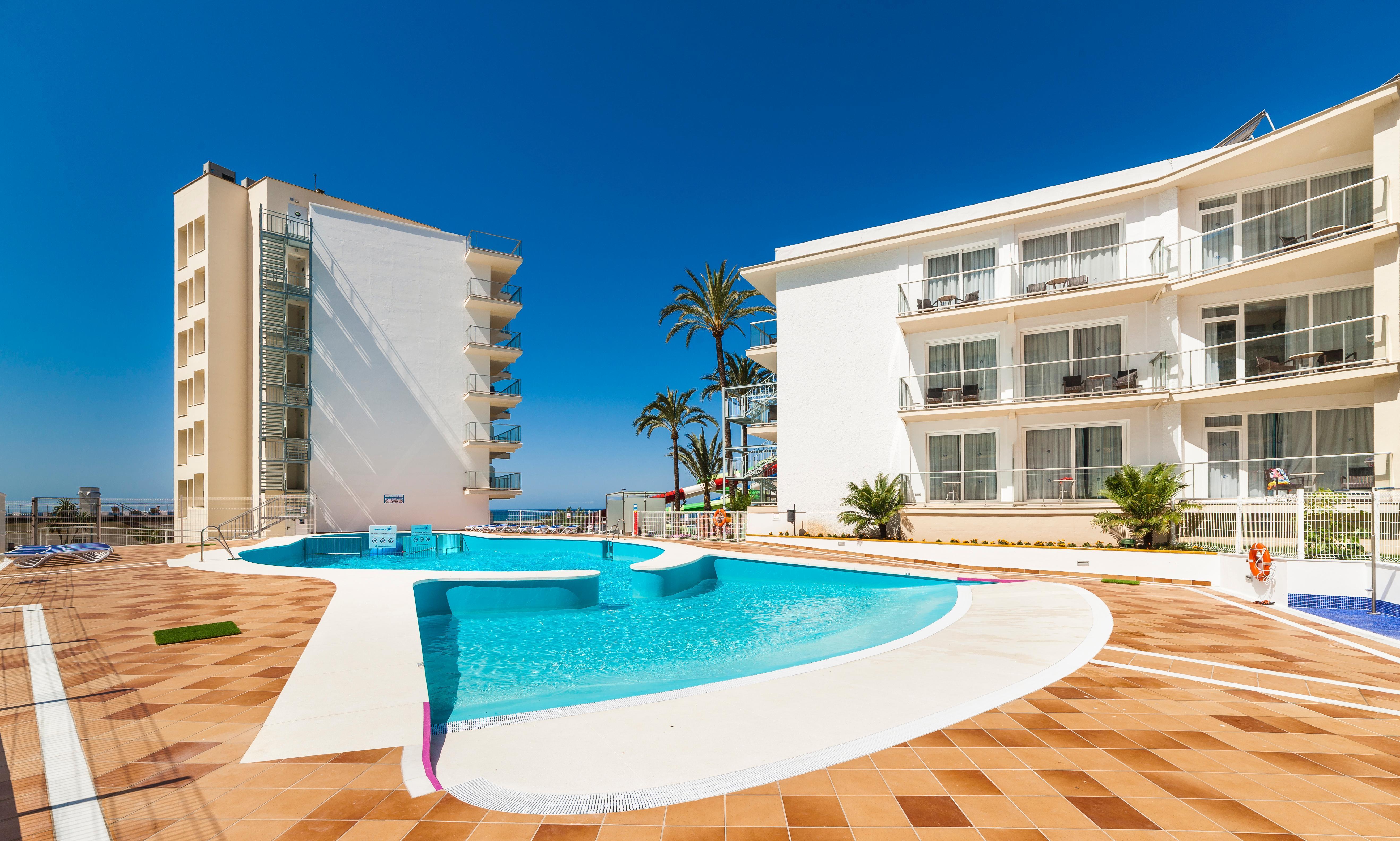 Globales Playa Hotel 4*