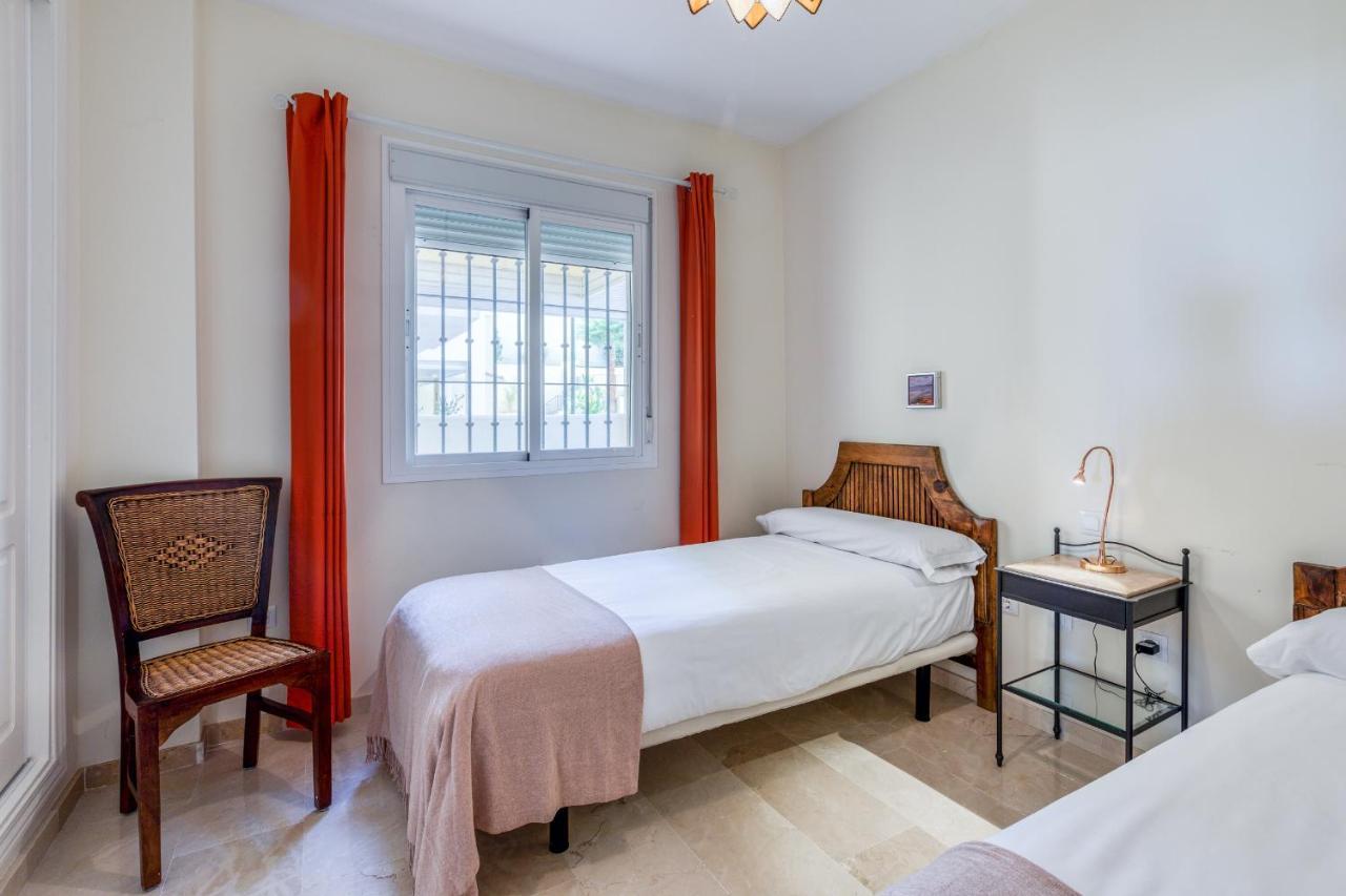 Hanami Puerto Alto Pa 4-12 Appartement Estepona