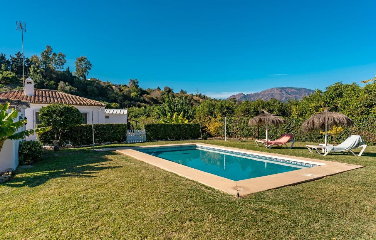 Con Piscina Cerca De La Playa Villa *