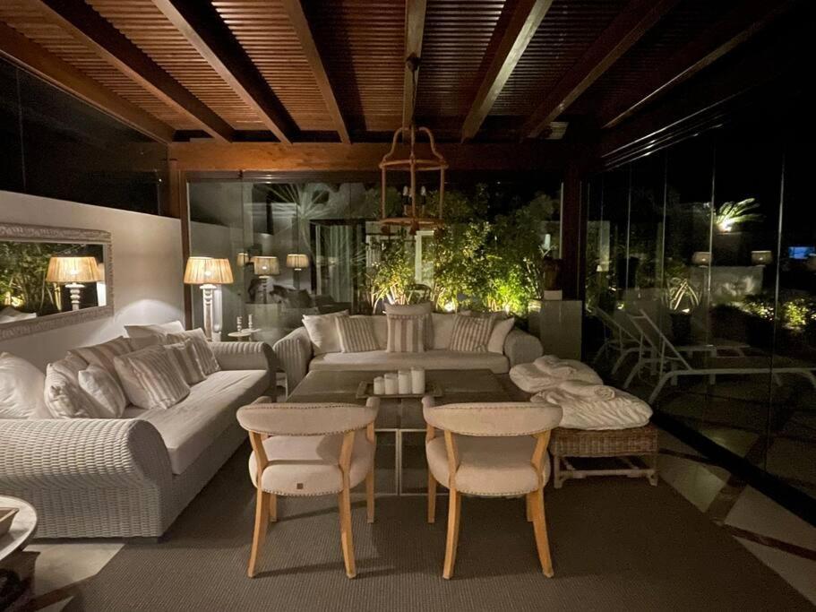 Appartement Luxurious And Light 3 Bedroom Penthouse Estepona
