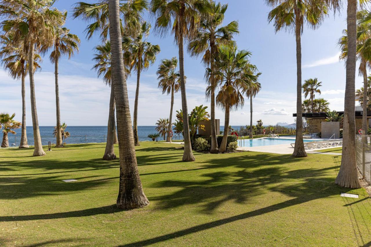 Modern Frontline - * Estepona