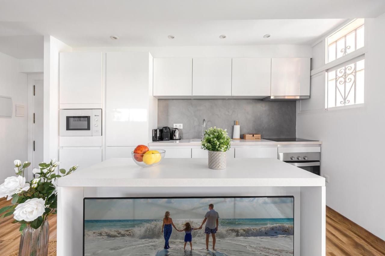 Fantastic Beachfront 3 Bedroom Playa Bella Rdr285 Estepona