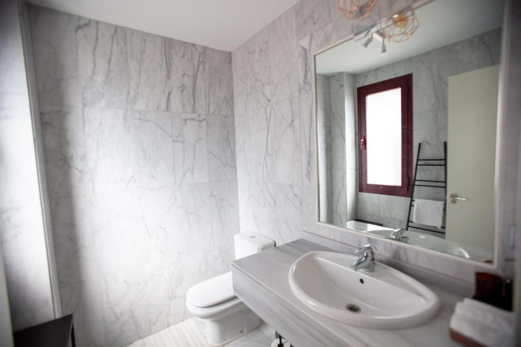 Private Pool Luxurious In Benahavis Villa Estepona