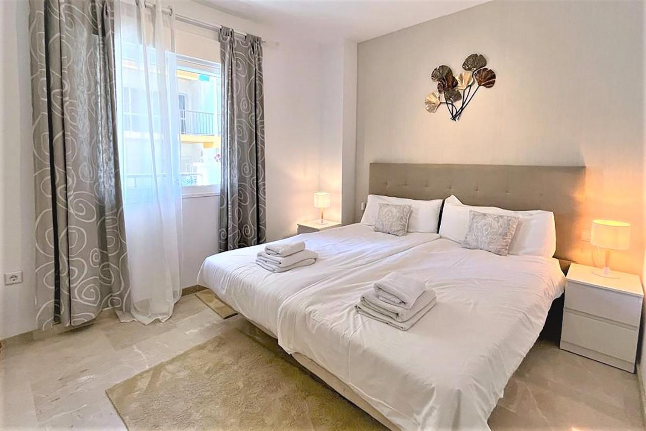 Town Anila Apartment *
