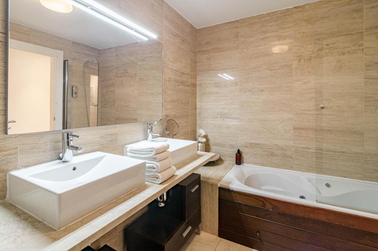 H19 - Hoyo 19 By Roomservices *