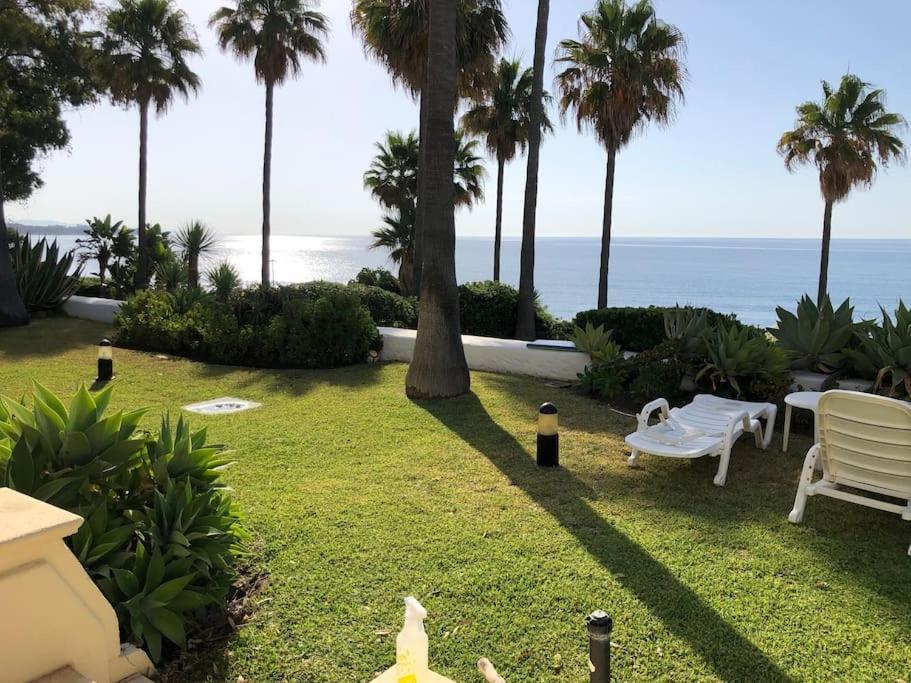Apartamento Gorgeous Beachfront With Stunning Sea Views & Garden