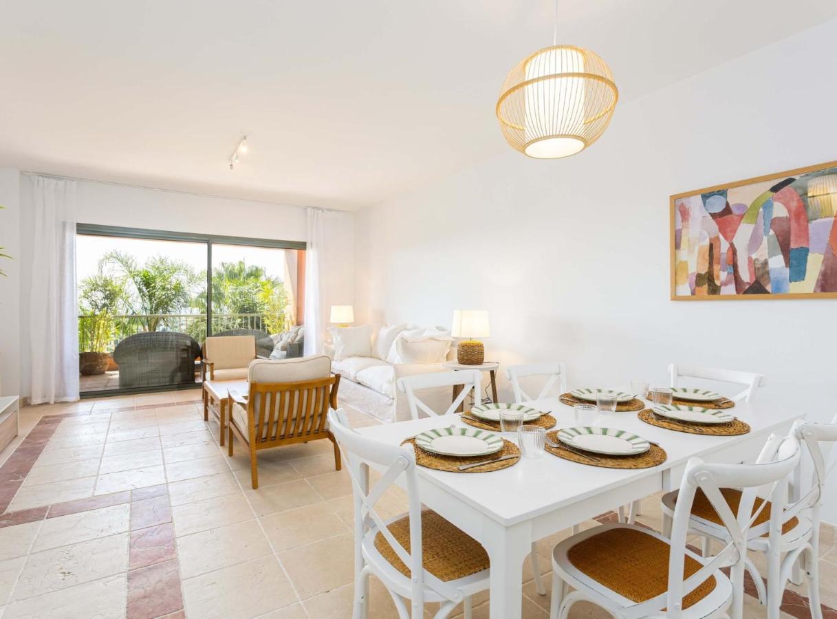 Apartment Mediterranean Swing - Royal Flamingos I