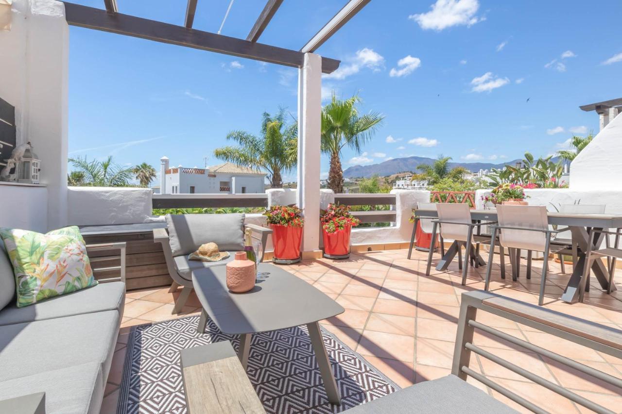 Sunset Boutique Resina Golf - Happy Apartment Estepona