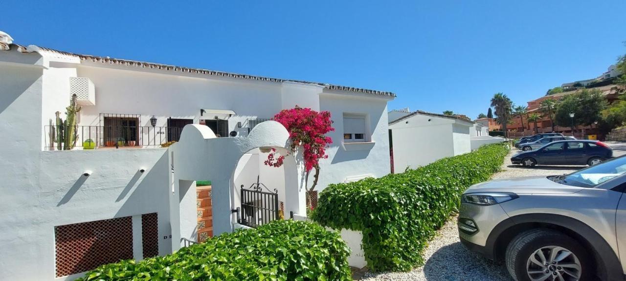 Refurbished 2-bed In El Paraiso Alto Apartment