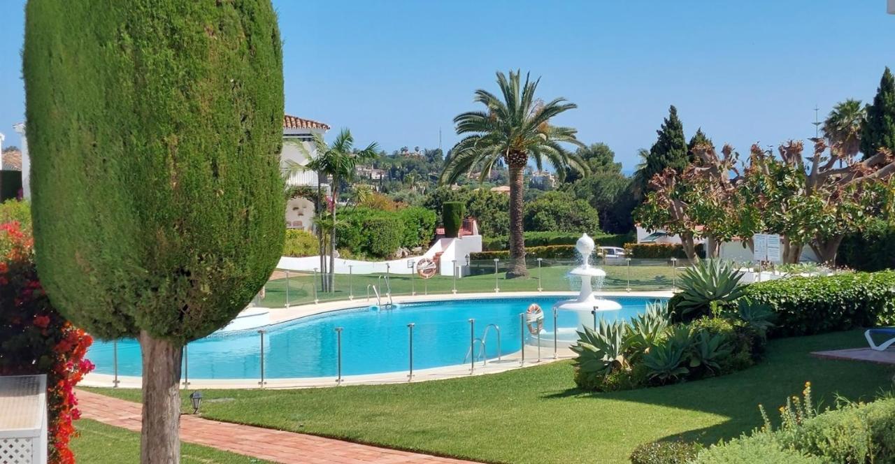 Apartment Refurbished 2-bed In El Paraiso Alto Estepona