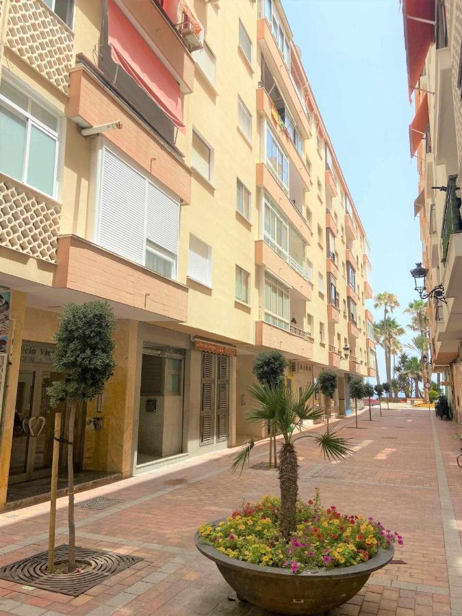 Victoria & Parking * Estepona