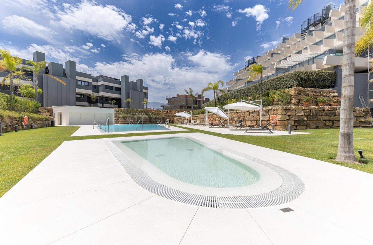 Apartment Modern Highend Oasis W/sea Views