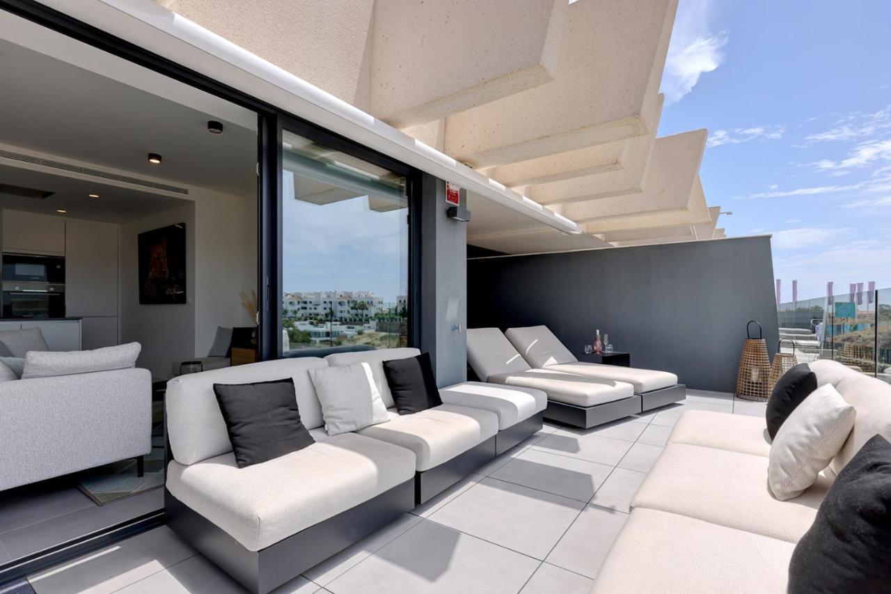 Modern Highend Oasis W/sea Views Estepona