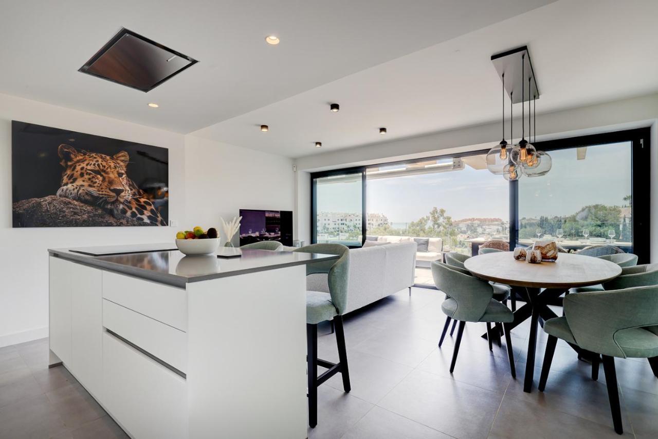 Modern Highend Oasis W/sea Views Apartment Estepona