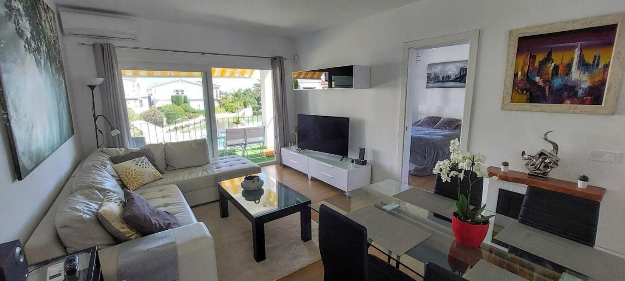 Apartment Refurbished 2-bed In El Paraiso Alto Estepona
